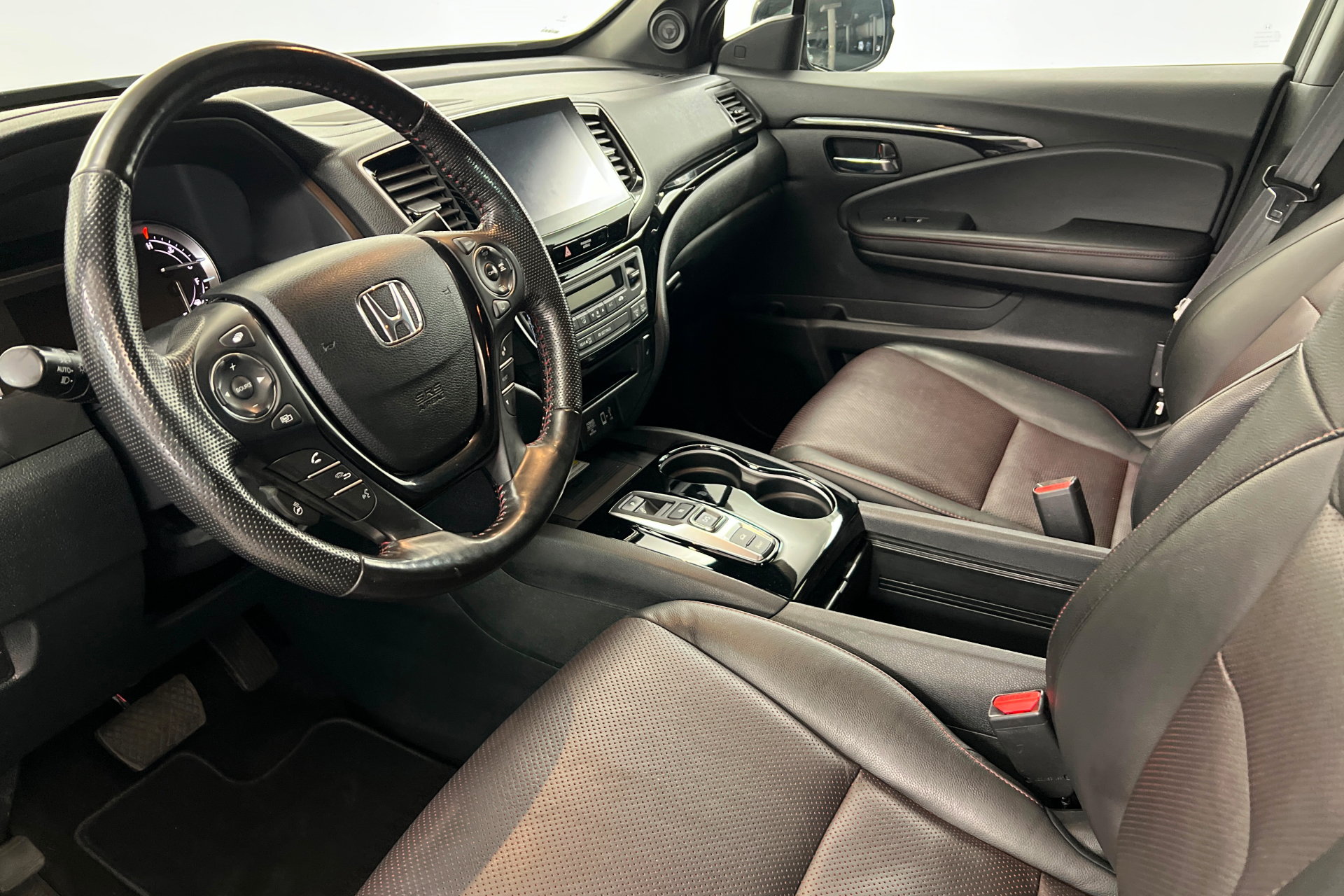 Used 2023 Honda Ridgeline Black Edition image 16