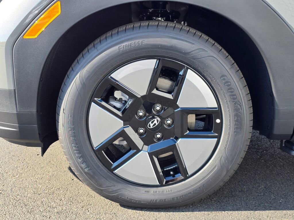 New 2026 Hyundai Santa Fe SE image 11