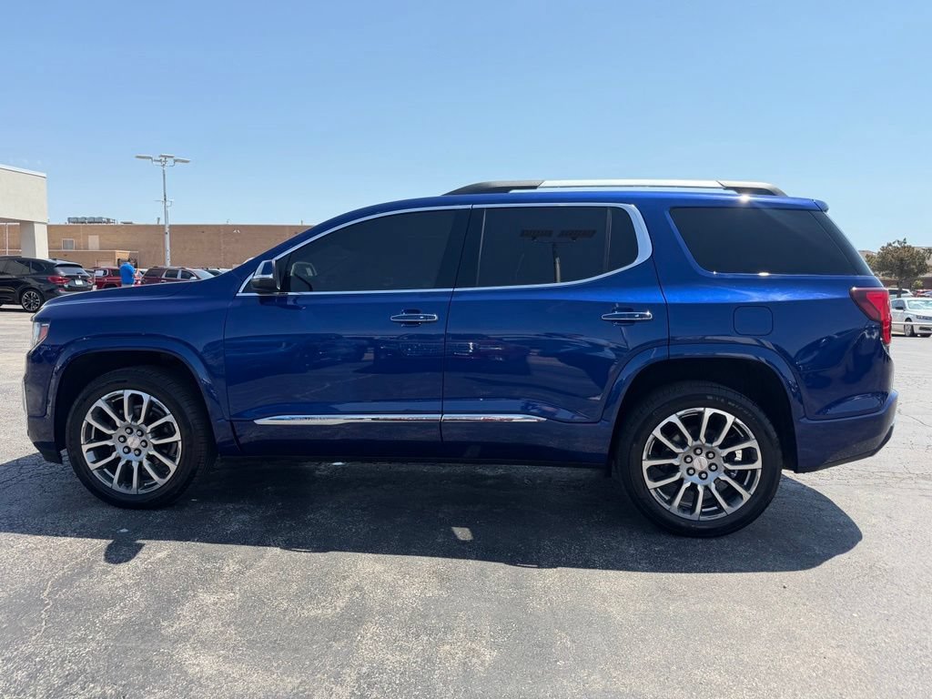 Used 2023 GMC Acadia Denali w/ Trailering Package AWD/4WD image 11