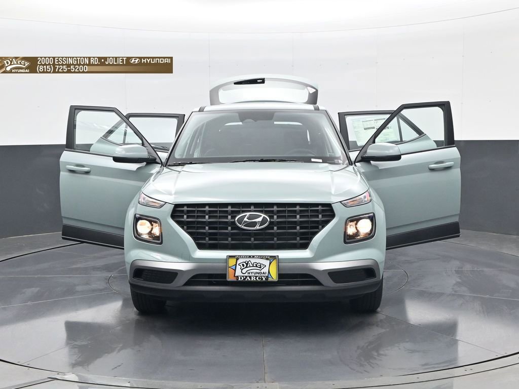 New 2026 Hyundai Venue SE FWD image 31