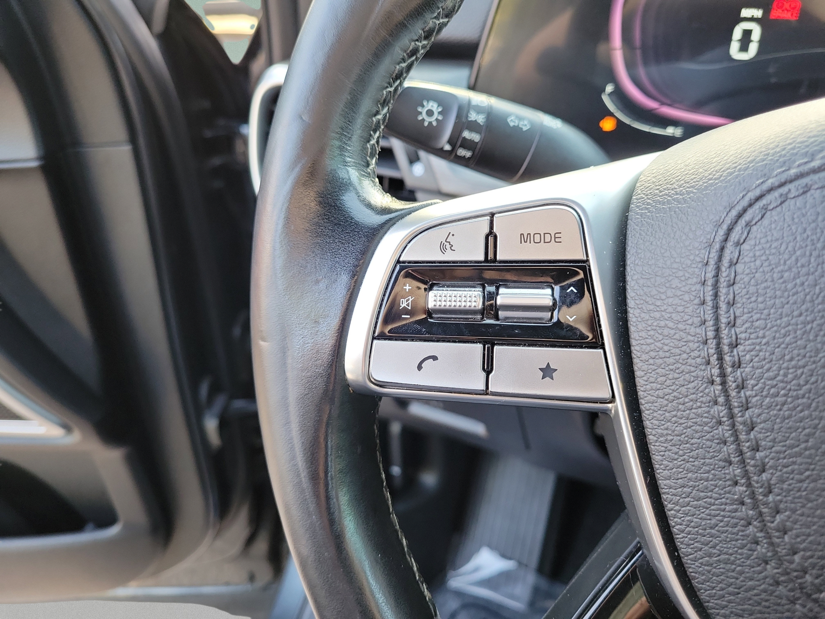 Certified 2023 Kia Telluride EX X-Line AWD/4WD image 9