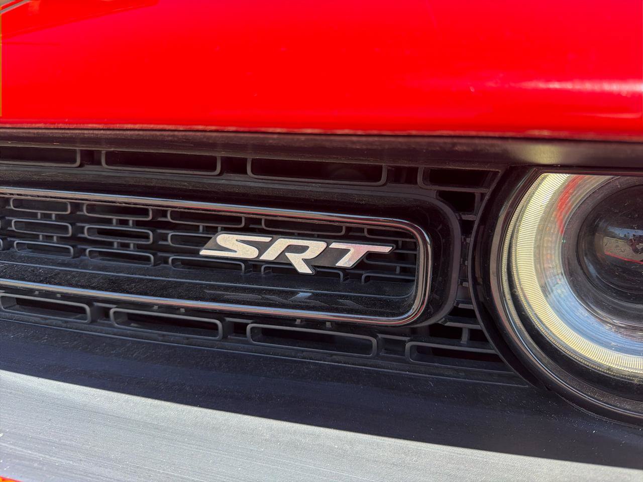 Used 2016 Dodge Challenger SRT w/ Technology Group RWD image 20