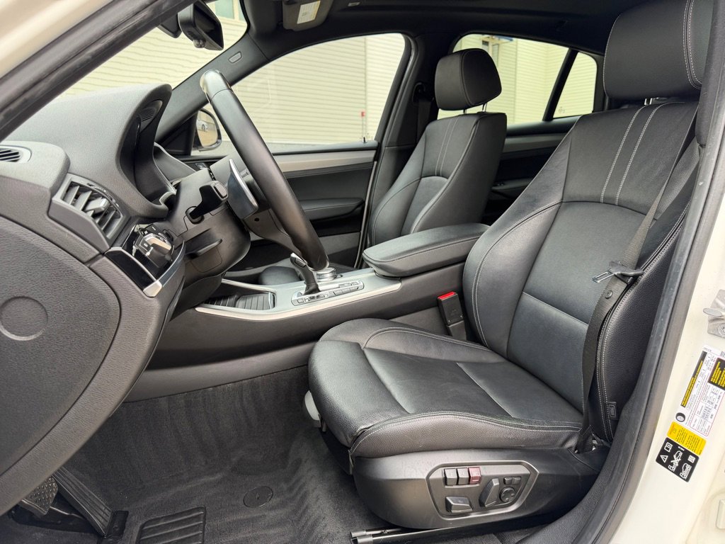 Used 2017 BMW X4 xDrive28i AWD/4WD image 13