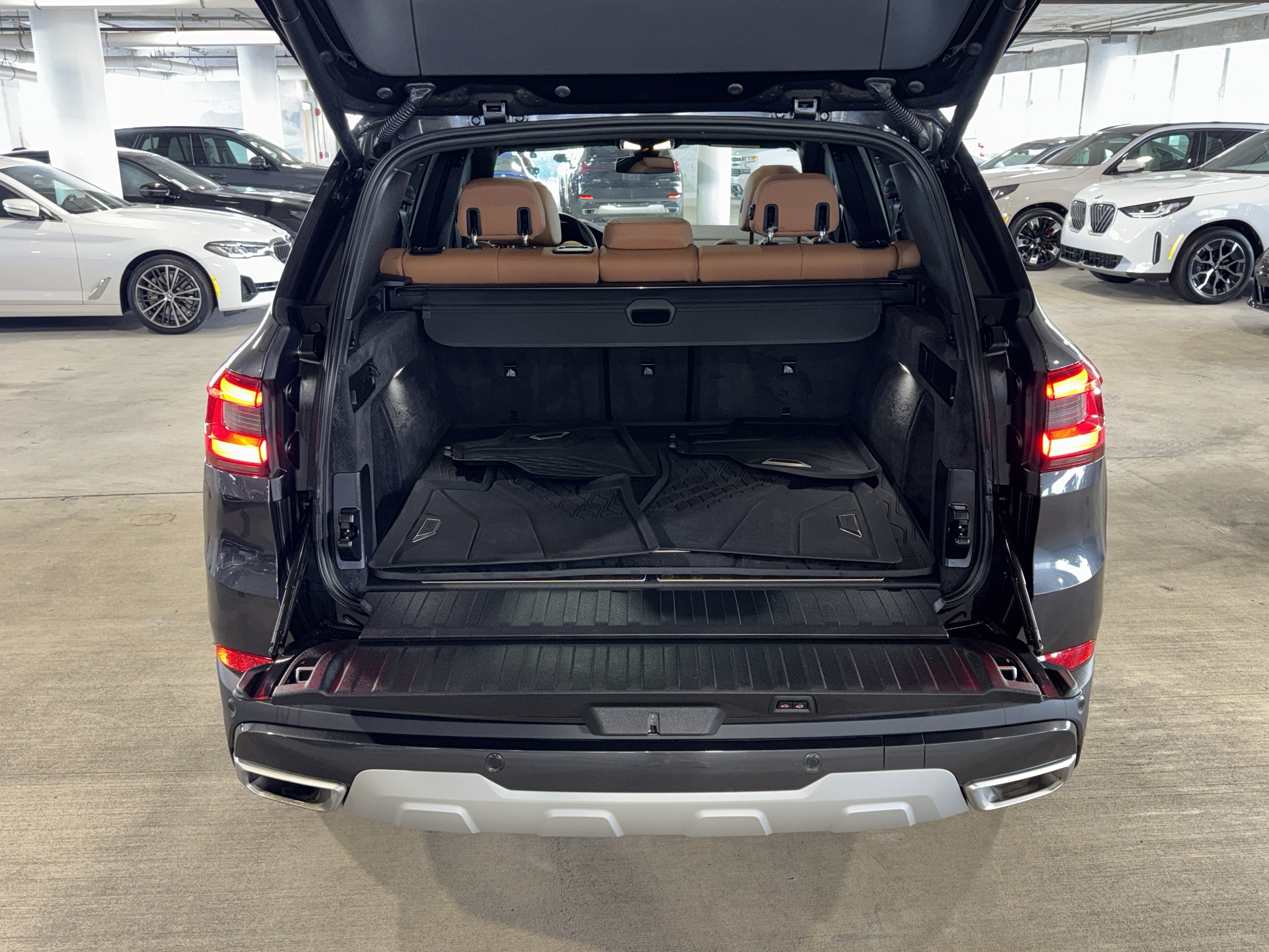 Certified 2023 BMW X5 xDrive45e AWD/4WD image 13