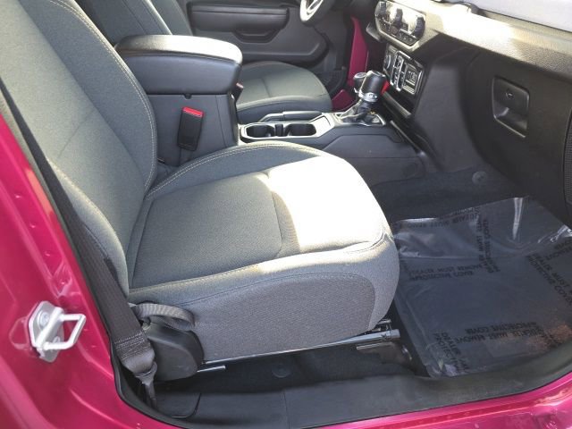 Used 2024 Jeep Gladiator Sport image 42