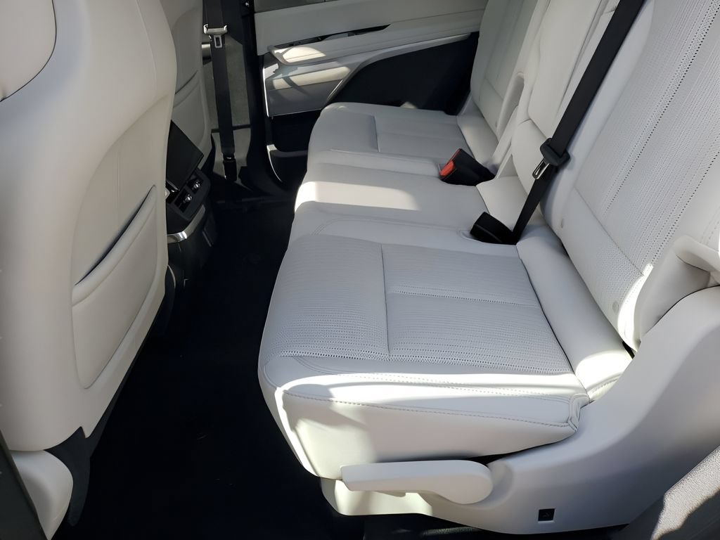 New 2026 Cadillac Vistiq Sport AWD/4WD image 25