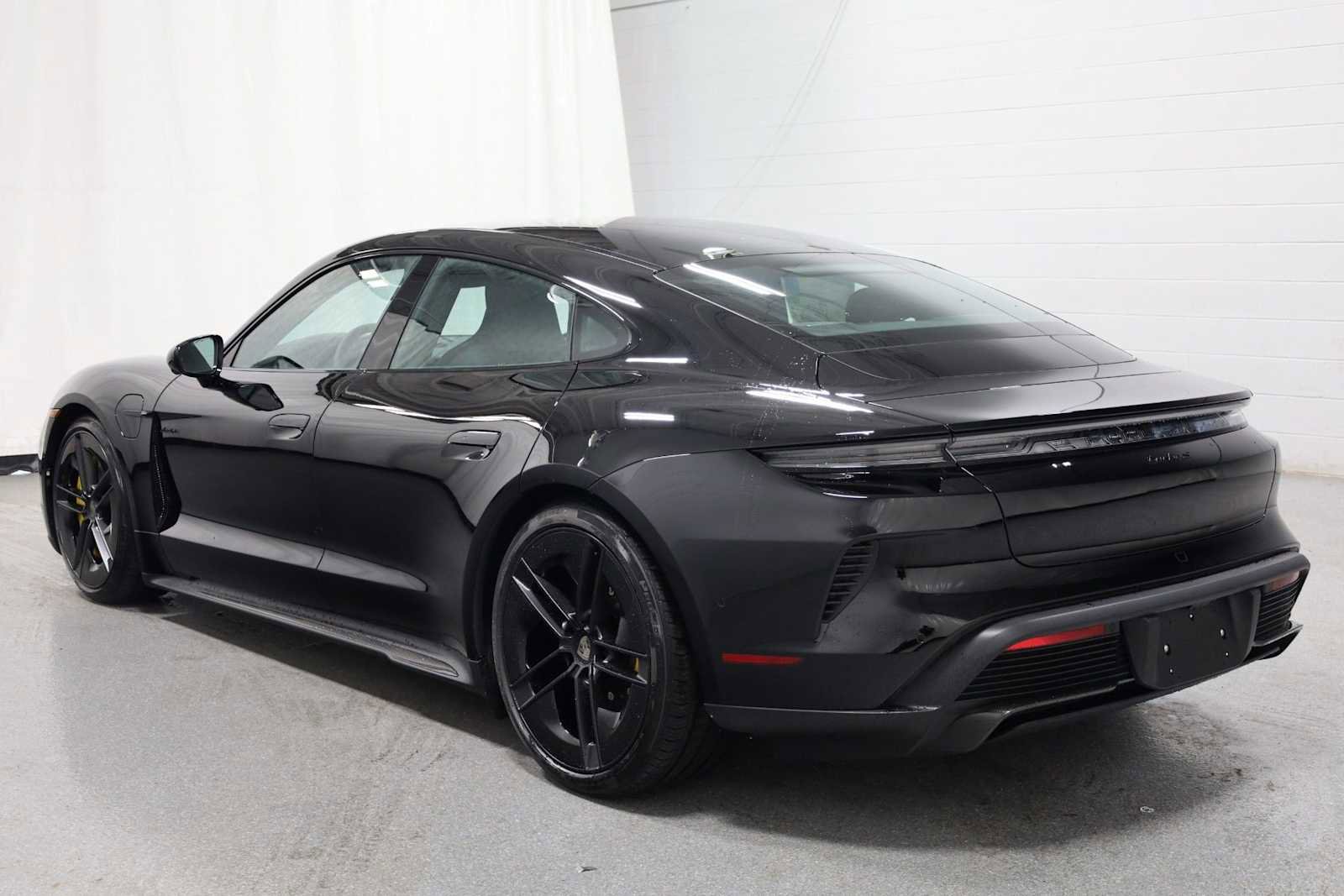 New 2025 Porsche Taycan Turbo image 3