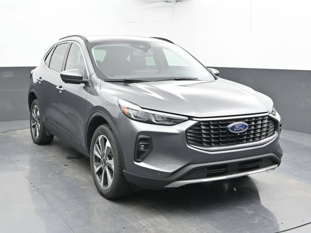Used 2024 Ford Escape Platinum AWD/4WD image 6