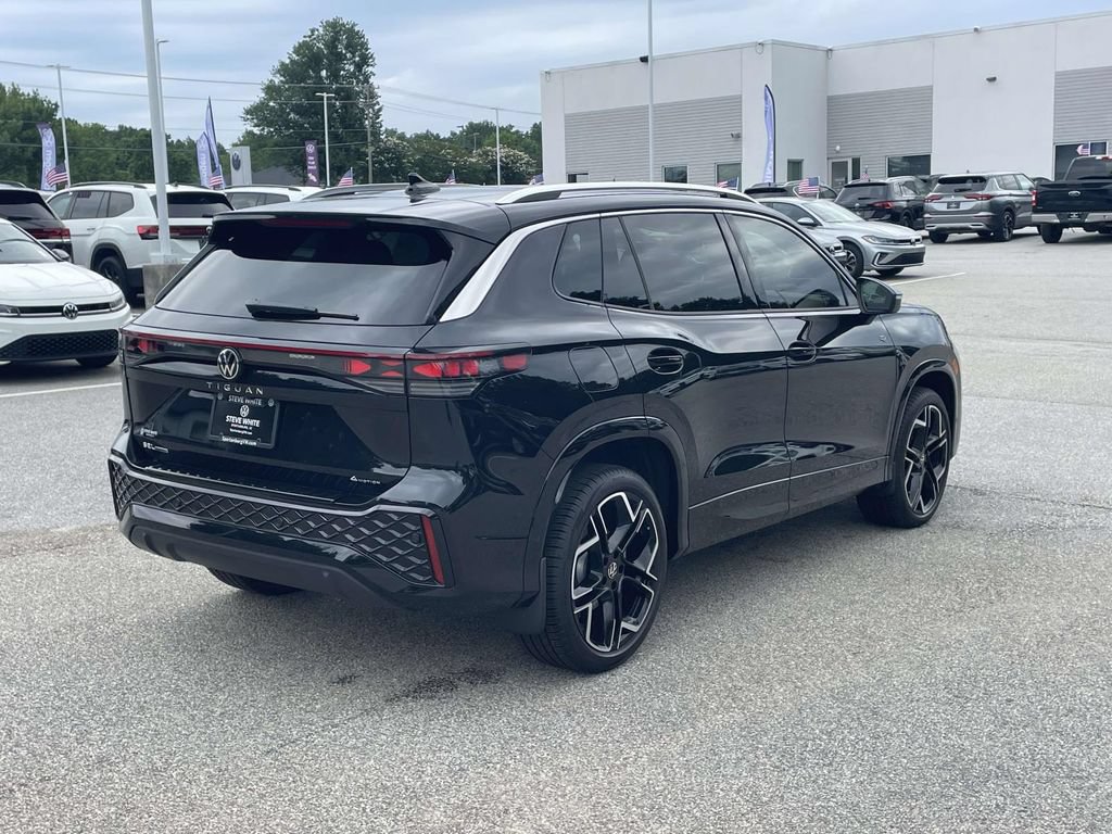 New 2026 Volkswagen Tiguan SEL R-Line AWD/4WD image 6