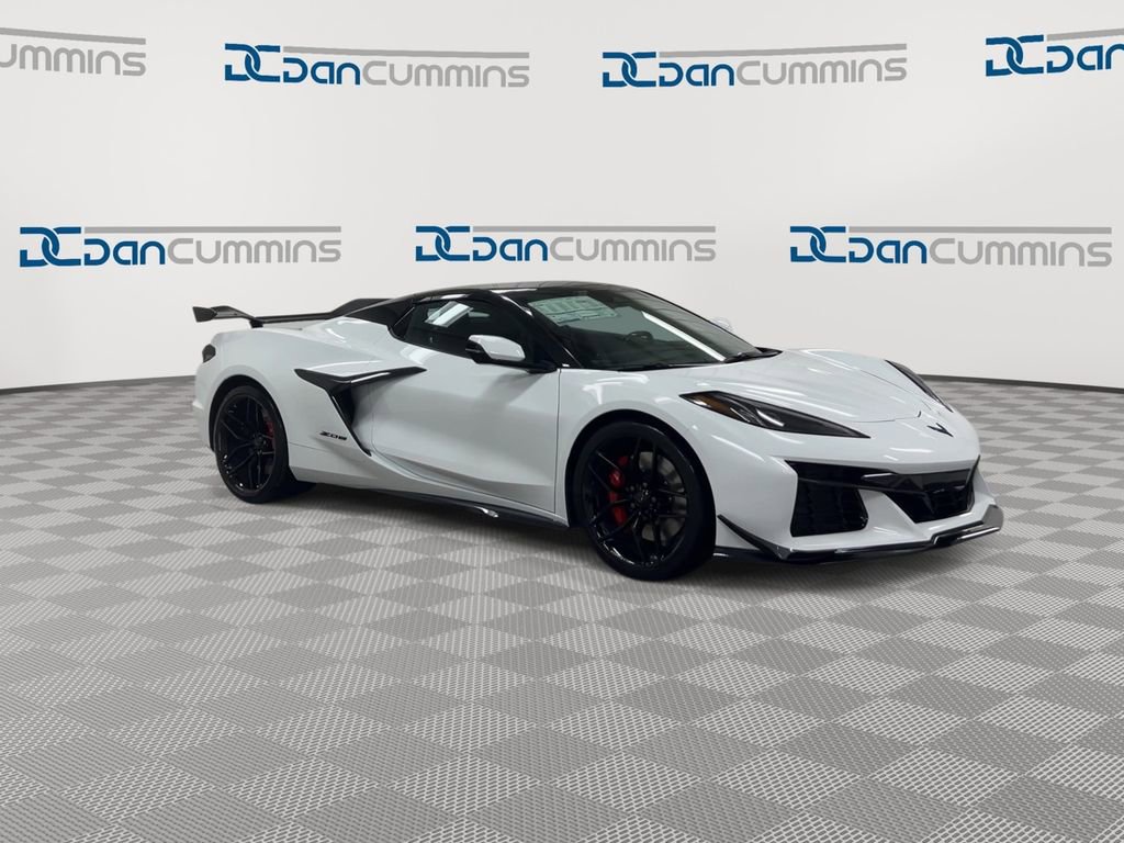 New 2026 Chevrolet Corvette Z06 image 2