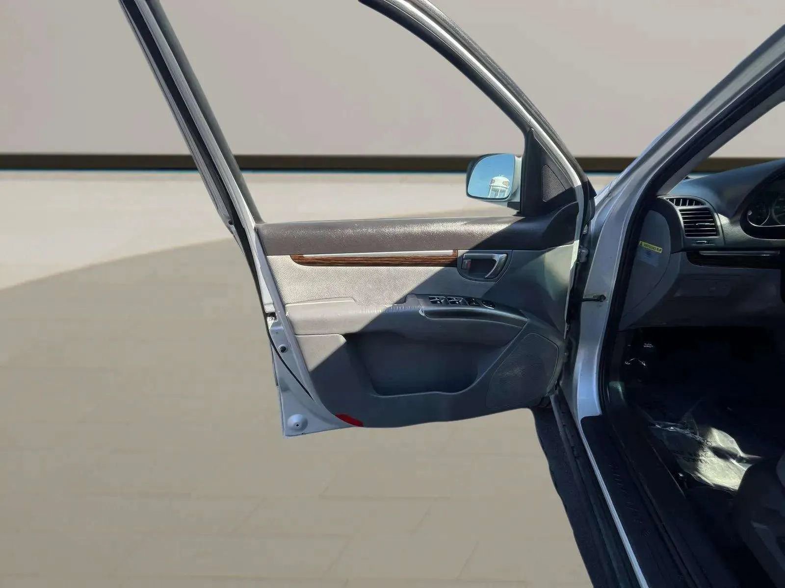 Used 2011 Hyundai Santa Fe SE w/ Premium Pkg 3 image 9