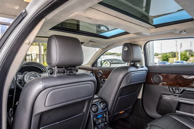 Used 2019 Jaguar XJ L Portfolio RWD image 38
