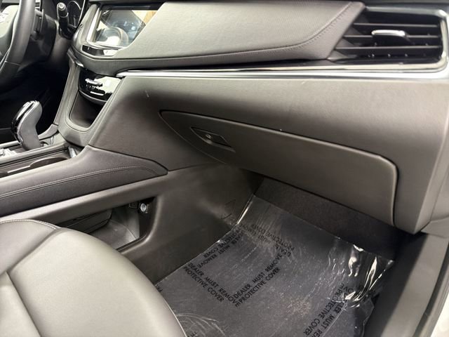 Used 2024 Cadillac XT6 Luxury w/ LPO, Floor Liner Package AWD/4WD image 26