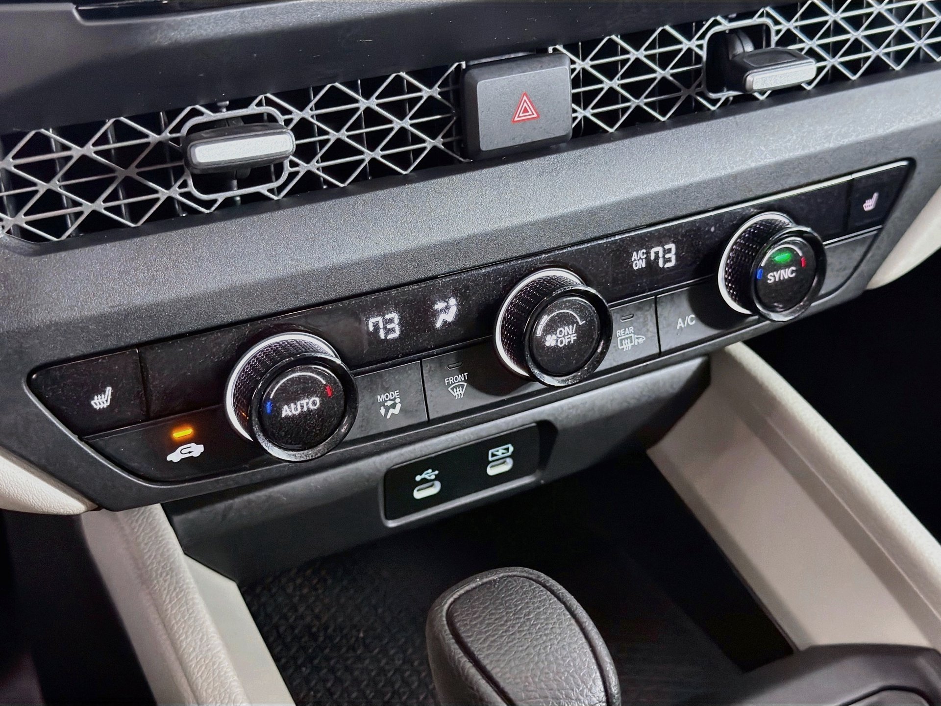 Used 2025 Honda Accord SE image 32