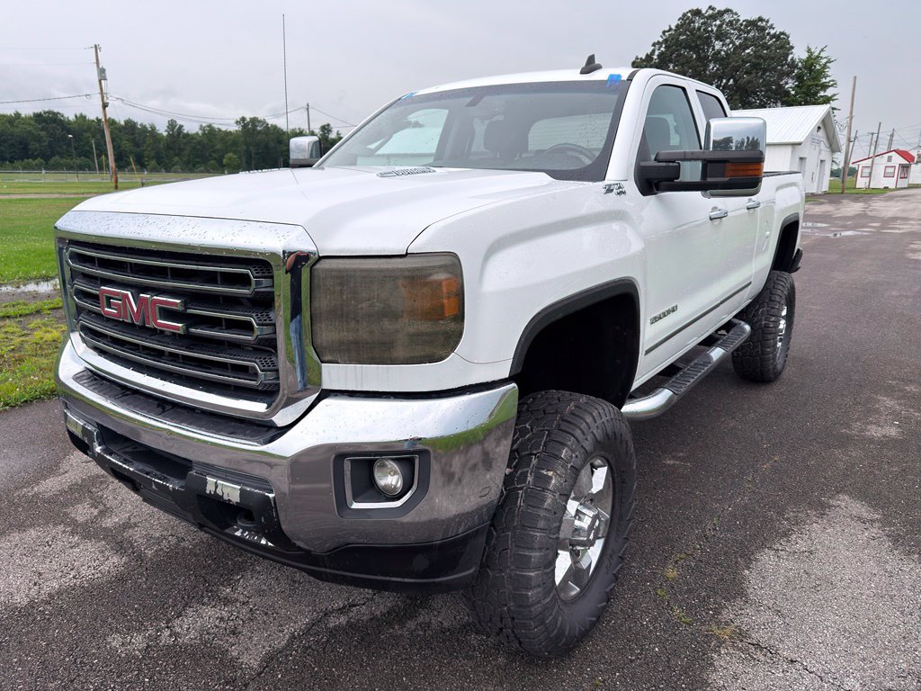 Used 2016 GMC Sierra 2500 SLT w/ Suspension Package, Off-Road AWD/4WD image 18
