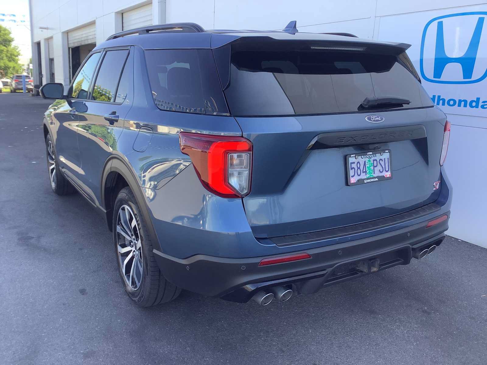 Used 2020 Ford Explorer ST w/ Premium Technology Package AWD/4WD image 4