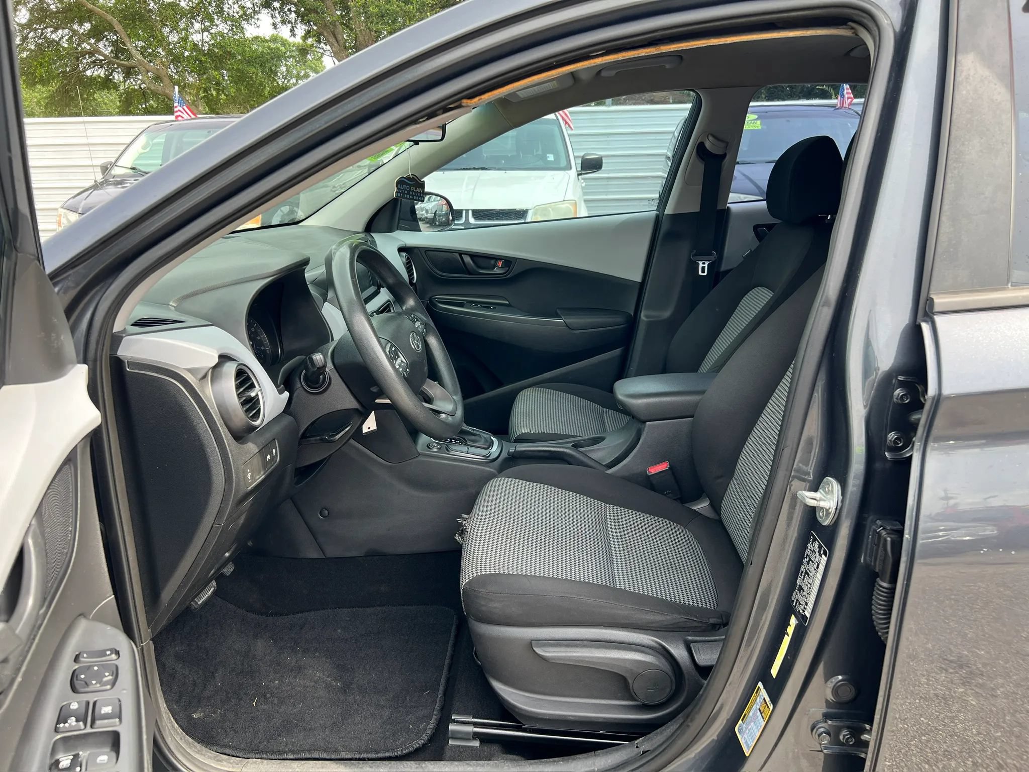Used 2019 Hyundai Kona SE FWD image 10