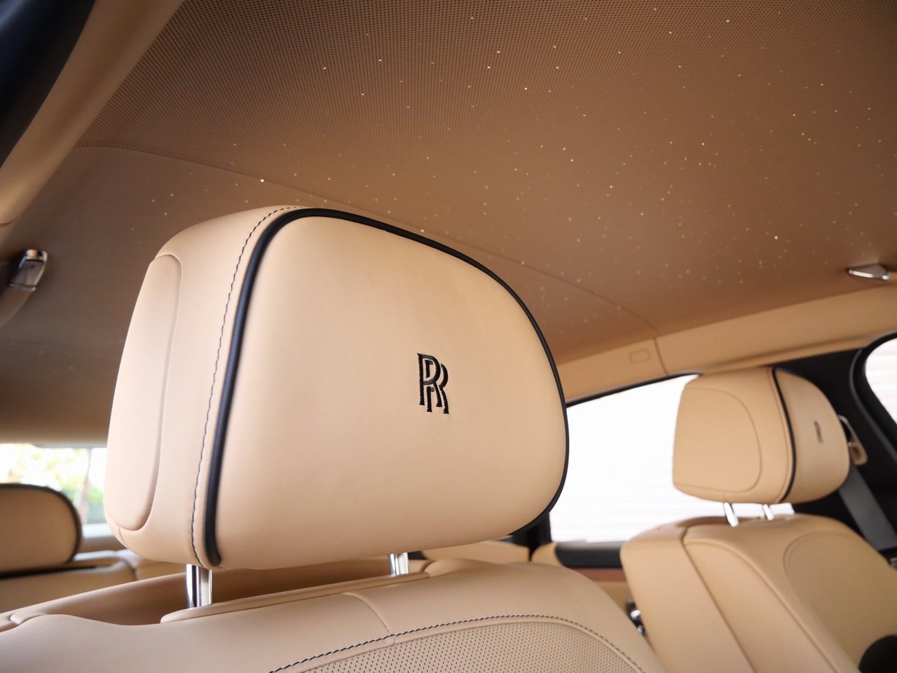 New 2025 Rolls-Royce Ghost image 10