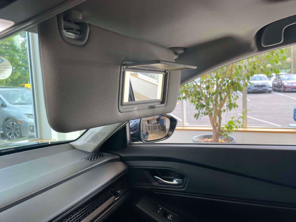 Used 2025 Honda Accord SE image 28