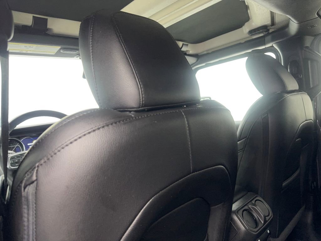 Used 2023 Jeep Wrangler Altitude image 34