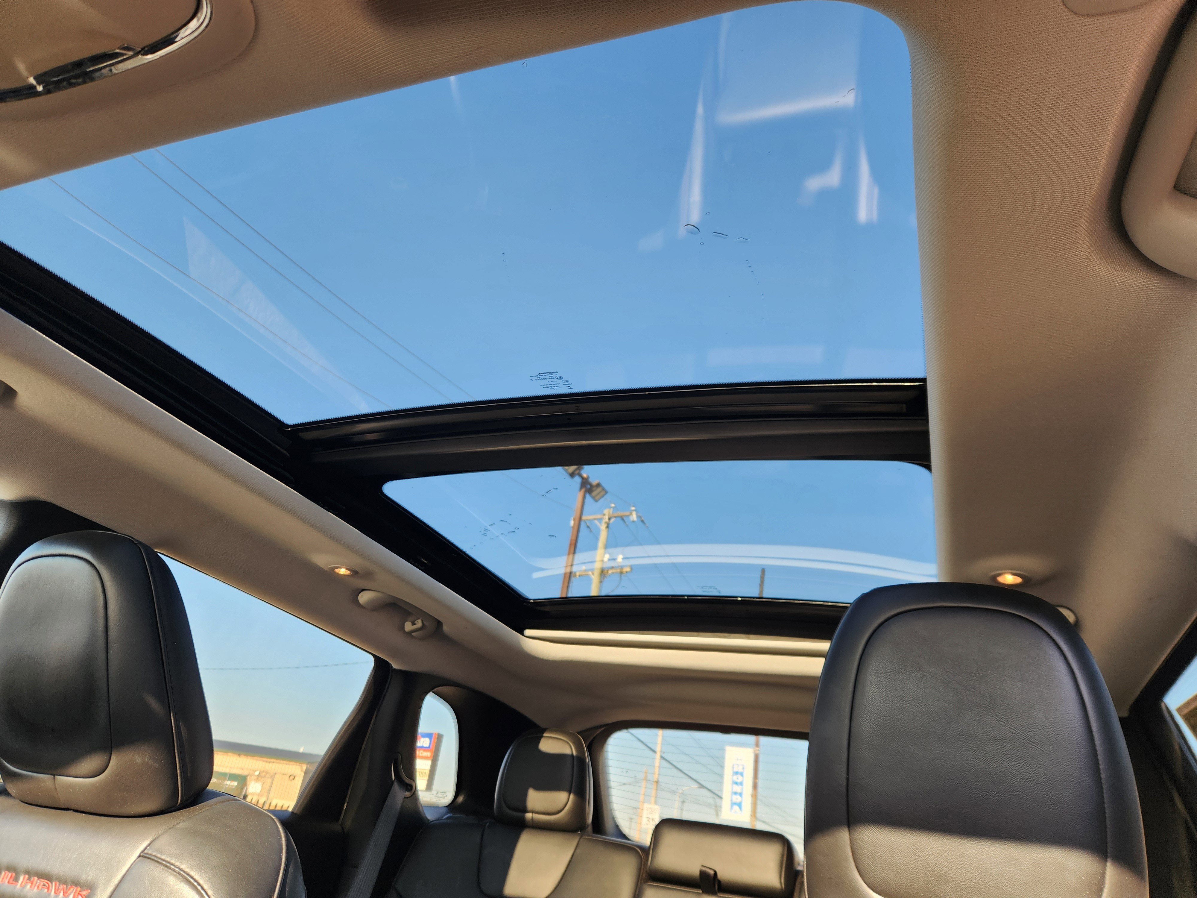 Used 2021 Jeep Cherokee Trailhawk w/ Sun, Sound & Nav Group image 16