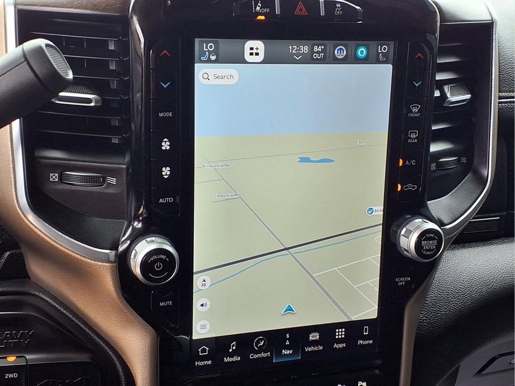 Used 2024 RAM 2500 Laramie w/ Safety Group AWD/4WD image 4