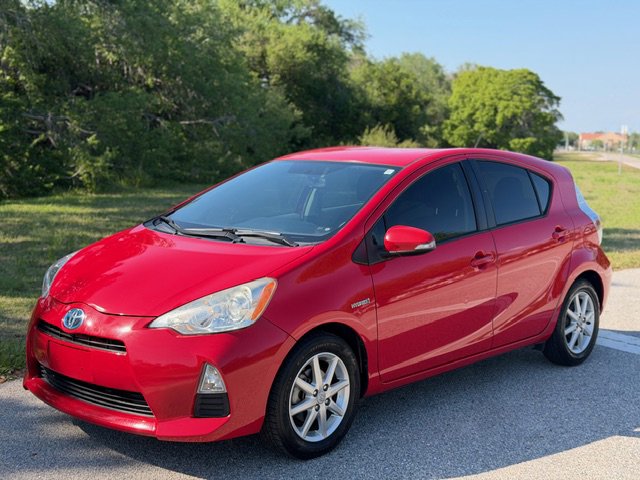 Used 2013 Toyota Prius C Three image 1