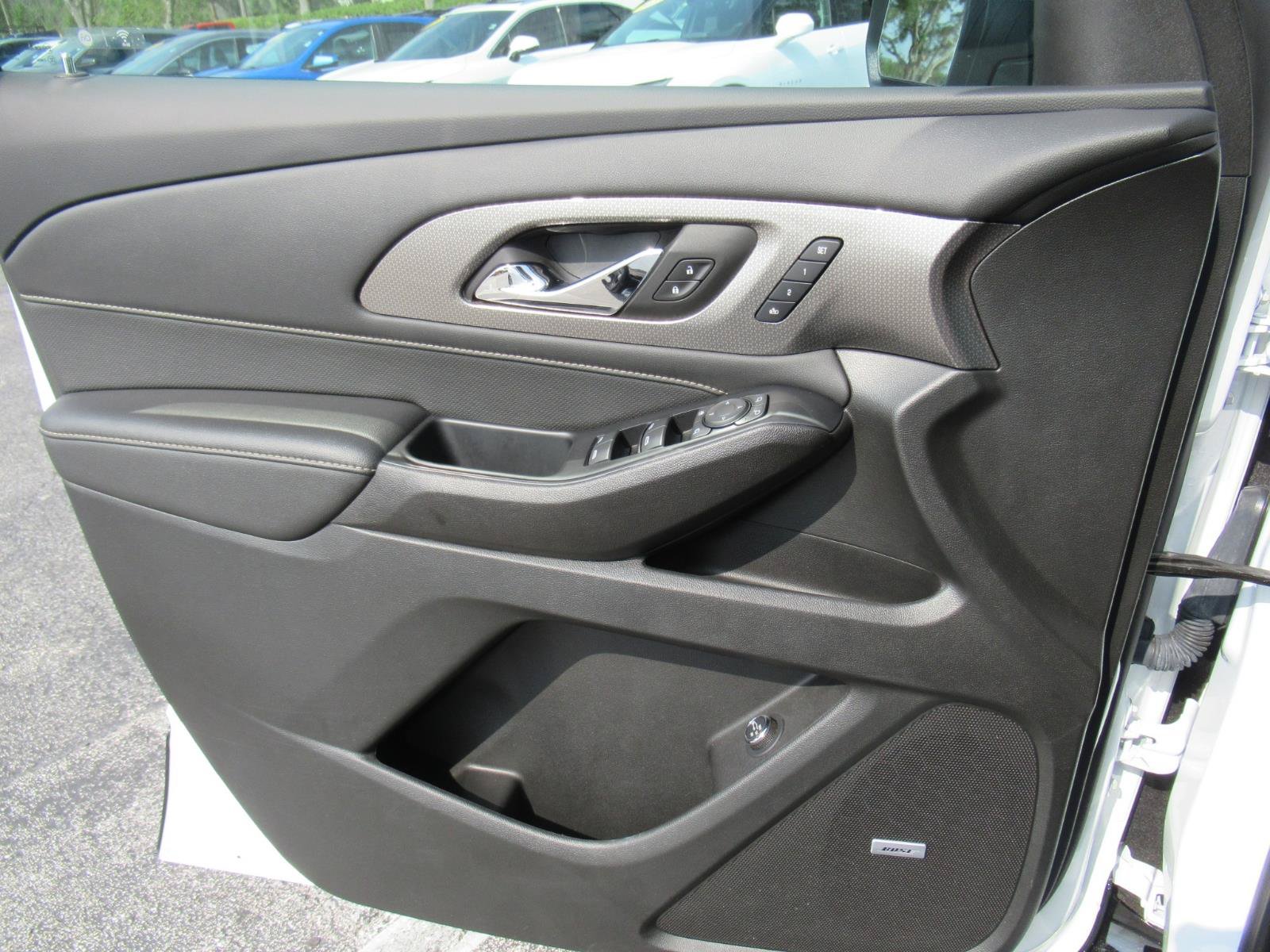 Used 2023 Chevrolet Traverse Premier w/ Redline Edition FWD image 22
