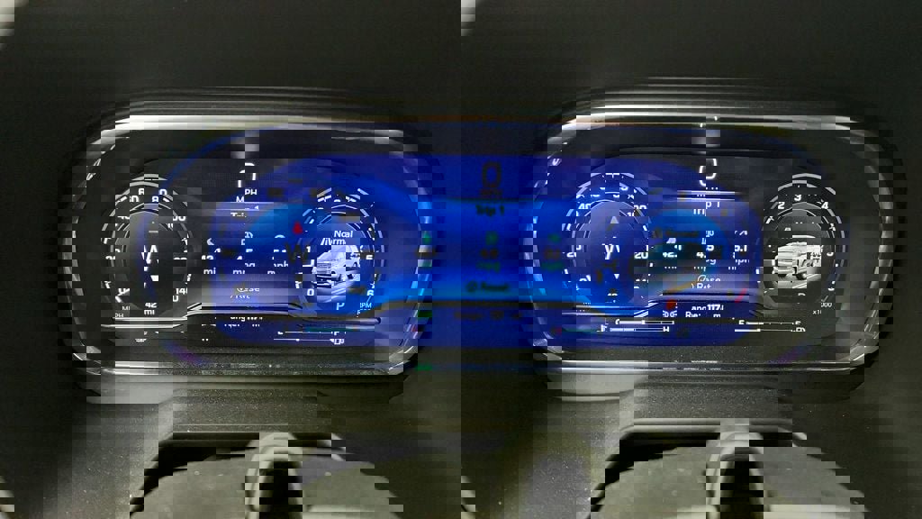 Used 2024 Chevrolet Tahoe High Country w/ Advanced Technology Package image 14