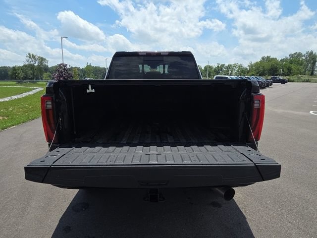 Used 2024 GMC Sierra 2500 Denali w/ Denali Reserve Package AWD/4WD image 11
