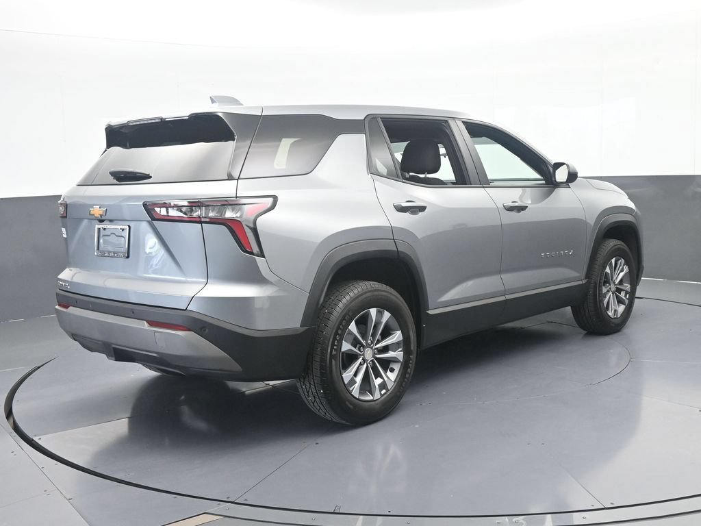 Used 2026 Chevrolet Equinox LT FWD image 6