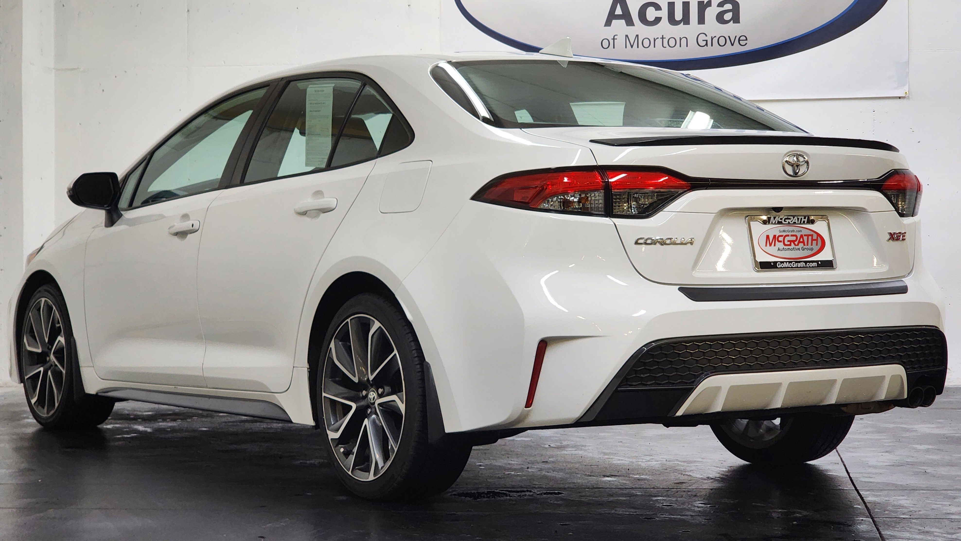 Used 2020 Toyota Corolla XSE image 8