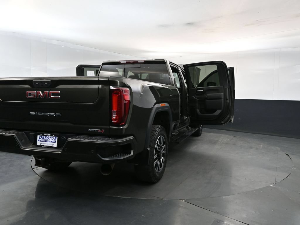 Used 2022 GMC Sierra 3500 AT4 w/ AT4 Preferred Package AWD/4WD image 29
