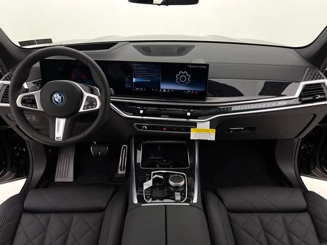 New 2026 BMW X5 xDrive50e w/ M Sport Package AWD/4WD image 13