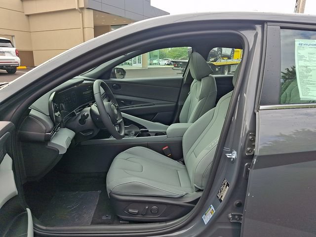 New 2026 Hyundai Elantra Limited FWD image 11