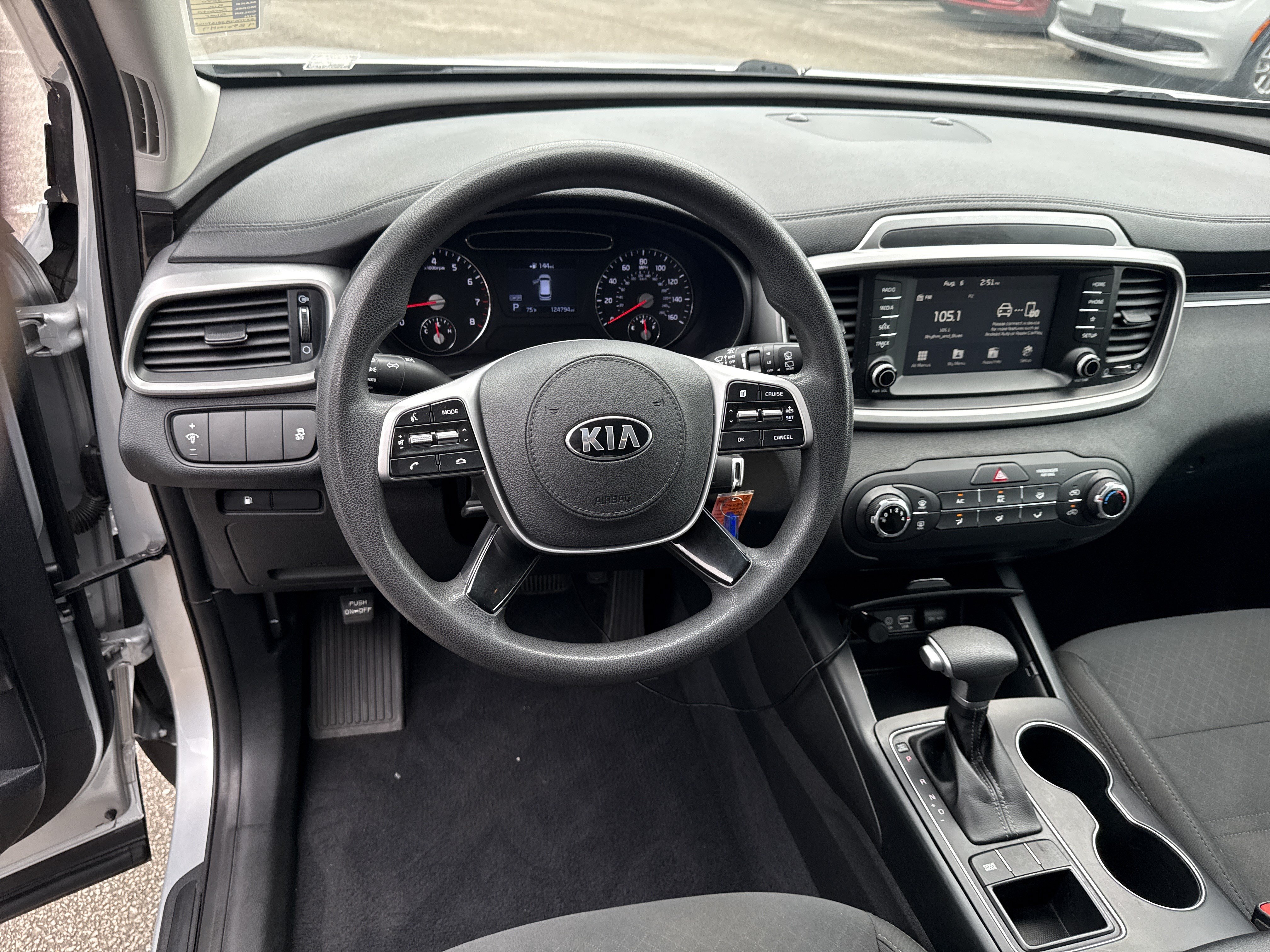 Used 2020 Kia Sorento L FWD image 21