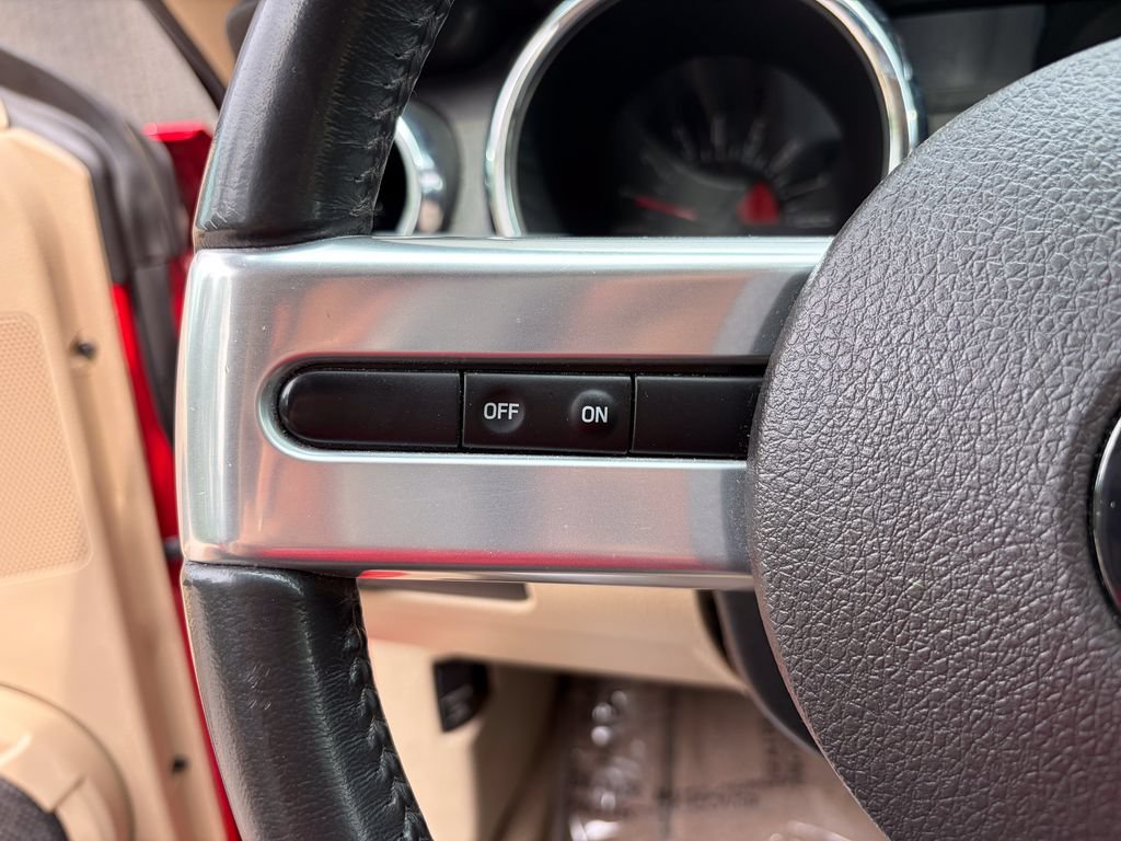 Used 2006 Ford Mustang GT RWD image 29