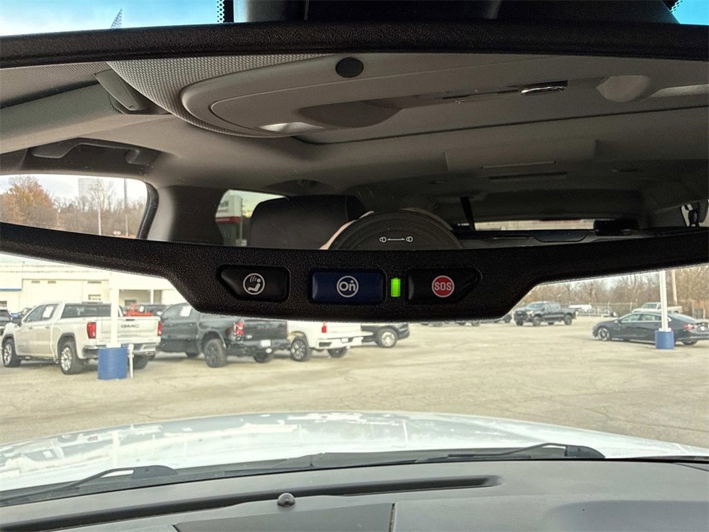 Used 2020 Chevrolet Suburban Premier image 19