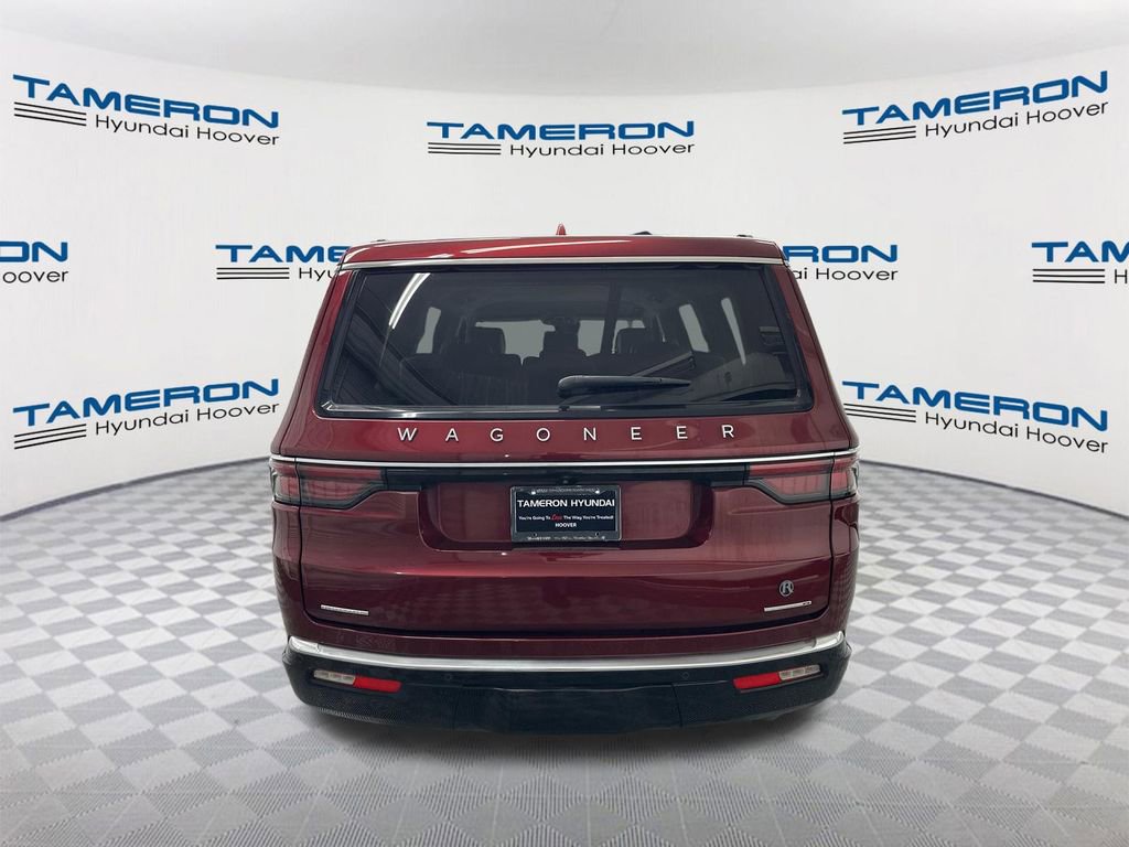 Used 2022 Jeep Wagoneer Series II AWD/4WD image 4