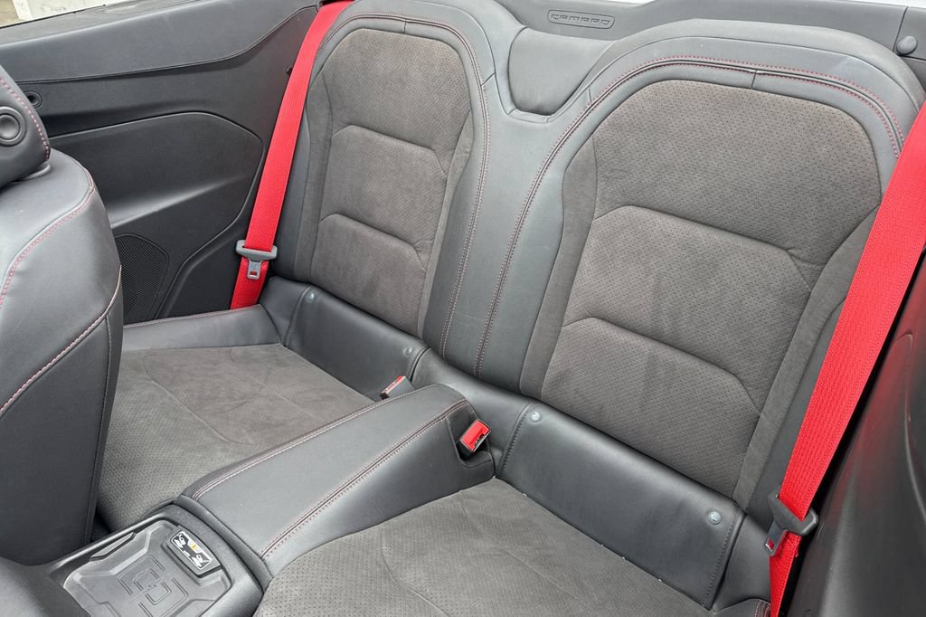 Used 2022 Chevrolet Camaro ZL1 RWD image 13