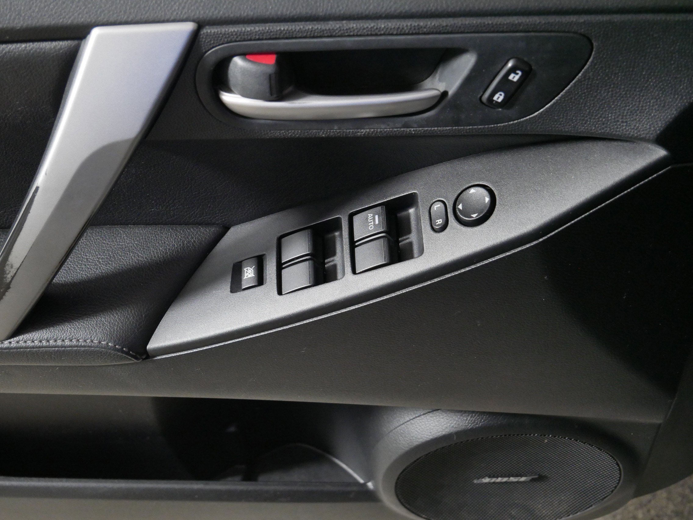 Used 2011 MAZDA MAZDA3 s Grand Touring w/ Tech Pkg image 19