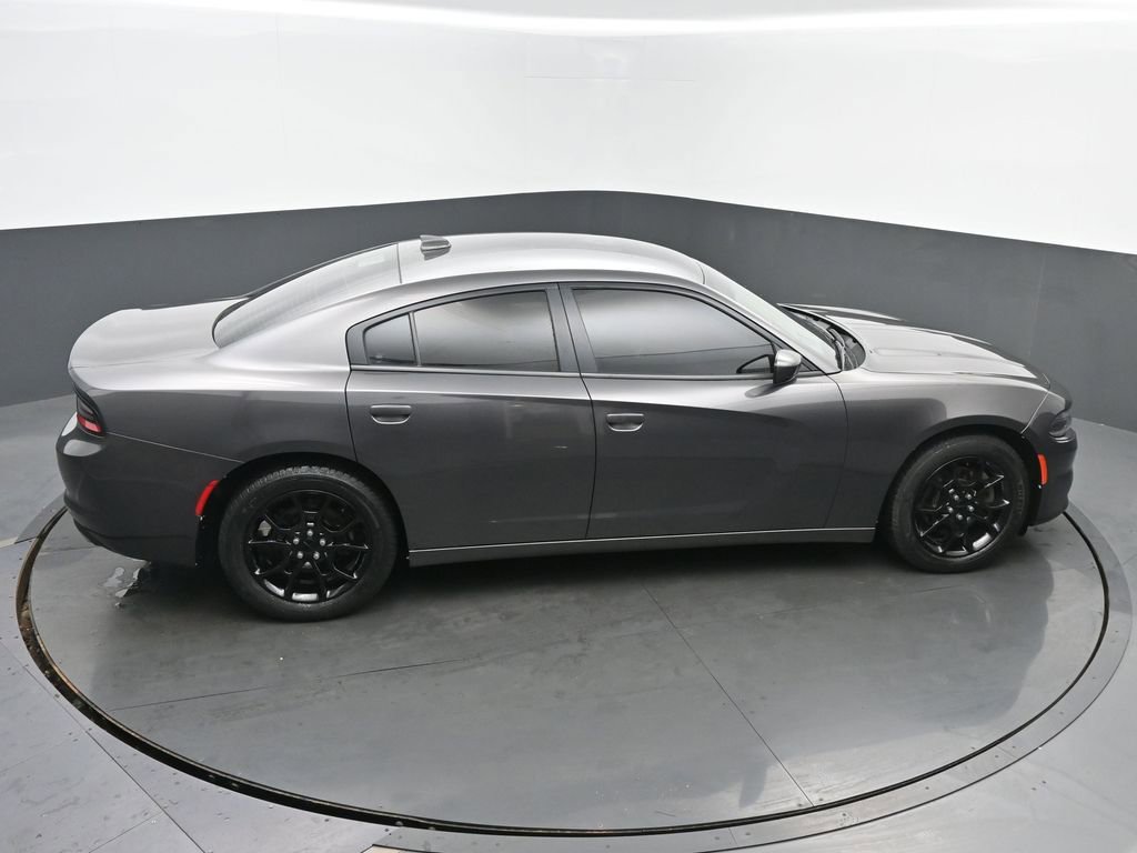 Used 2017 Dodge Charger SXT AWD/4WD image 40
