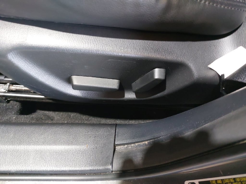 Used 2018 MAZDA MAZDA3 Touring FWD image 28