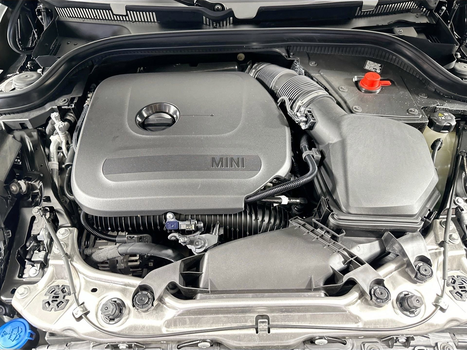 Certified 2025 MINI Cooper S image 26