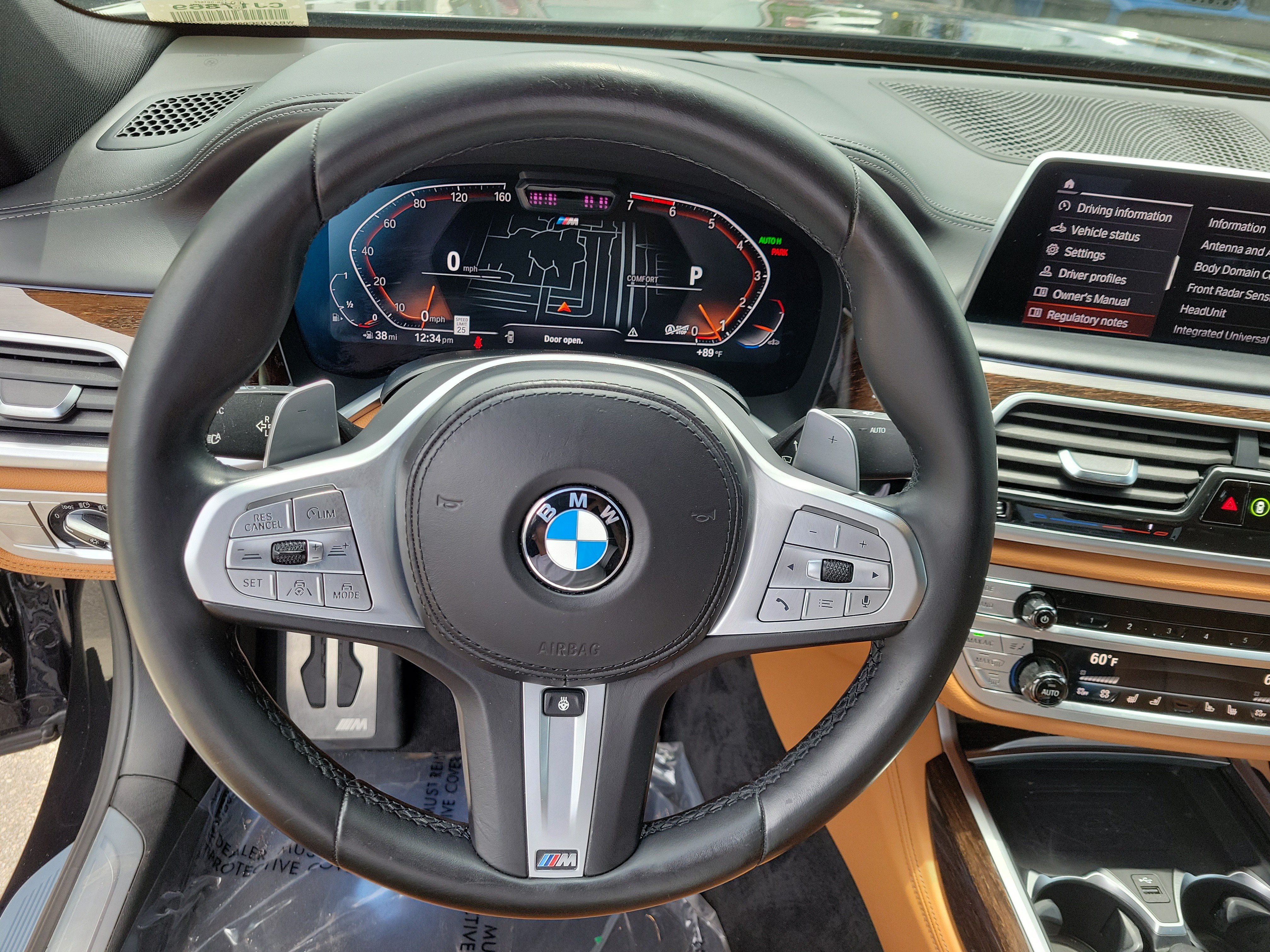 Certified 2022 BMW 750i xDrive w/ Executive Package AWD/4WD image 22