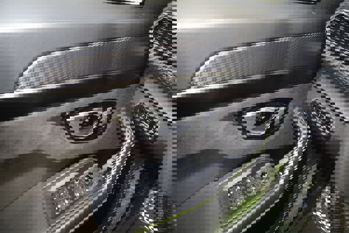 Used 2022 Lamborghini Urus image 57