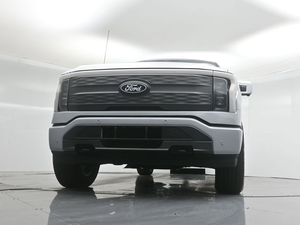 New 2025 Ford F150 Lightning Lariat image 45