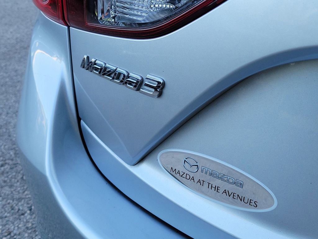 Used 2017 MAZDA MAZDA3 Touring image 7