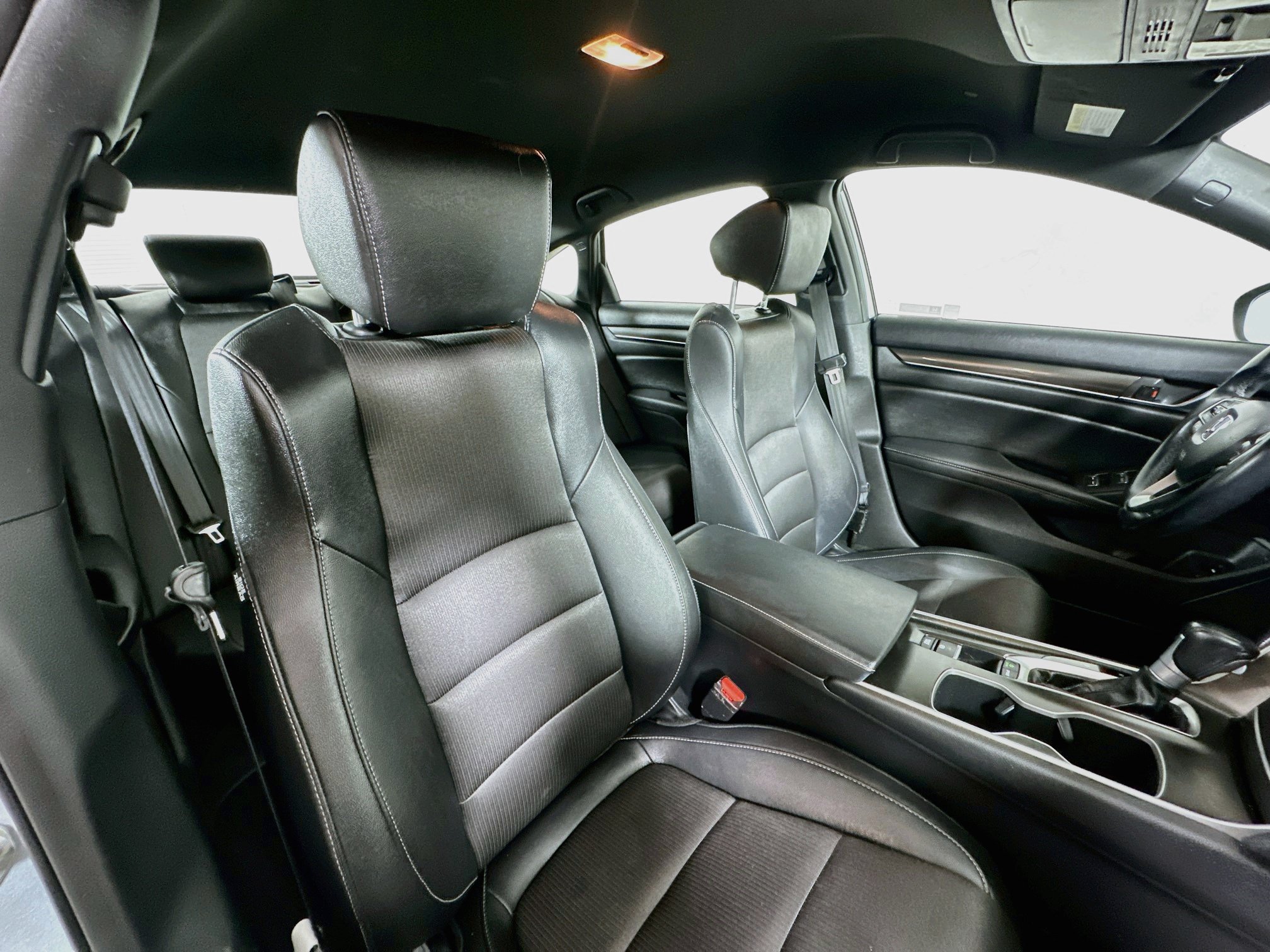 Used 2019 Honda Accord Sport image 25