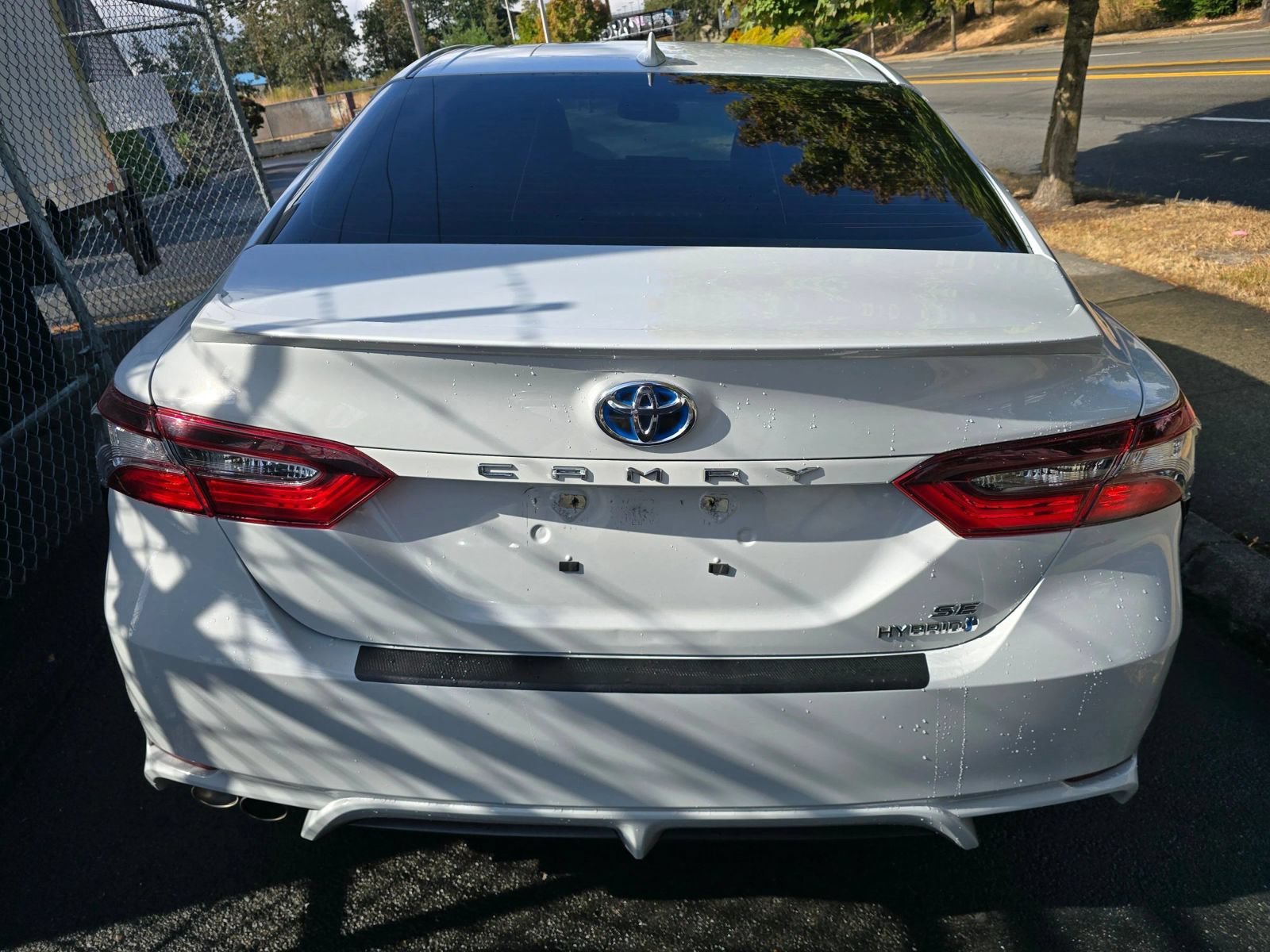 Used 2024 Toyota Camry SE w/ Audio Upgrade Package FWD image 3